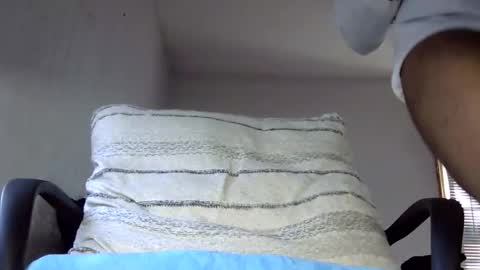 J10004246 online show from March 1, 6:07 pm