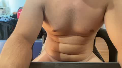 A Guy 2000 online show from October 14, 10:55 am