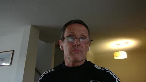 Snapshot of 13glanmorfa chatting on February 13, 10:33 pm 13glanmorfa online show from February 13, 10:33 pm