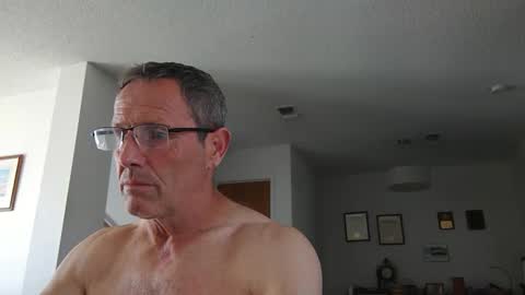 Snapshot of 13glanmorfa chatting on February 3, 7:42 pm 13glanmorfa online show from February 3, 7:42 pm