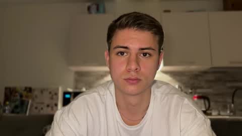 Lance online show from October 31, 4:10 pm