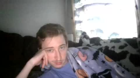 Snapshot of 18str8igcock chatting on October 25, 6:42 pm 18str8igcock online show from October 25, 6:42 pm
