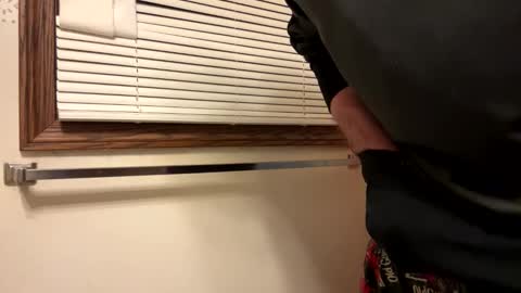 1hunglo412 online show from February 3, 10:31 am