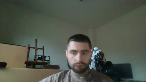 Snapshot of 1kamilkamil11 chatting on December 23, 9:59 am kam online show from December 23, 9:59 am