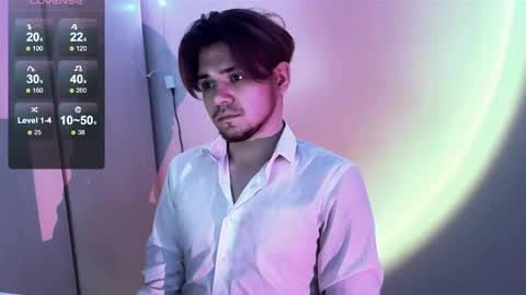 1roberttt online show from December 5, 9:00 pm