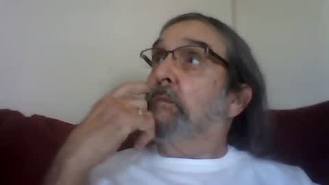 1valentine online show from November 3, 9:05 pm