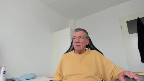 Henk online show from March 11, 3:08 pm