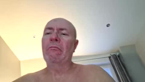 211skoosh online show from November 3, 4:20 pm