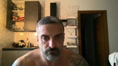 Nik online show from January 2, 2:57 pm
