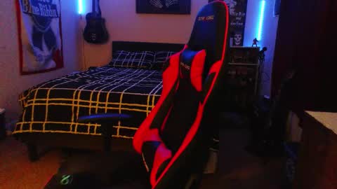 3ndlessmike online show from February 12, 12:11 pm