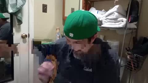 Kyle Brandon online show from January 18, 12:17 am