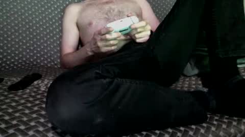 Snapshot of 69ass_tastic chatting on October 20, 8:40 am Chris online show from October 20, 8:40 am