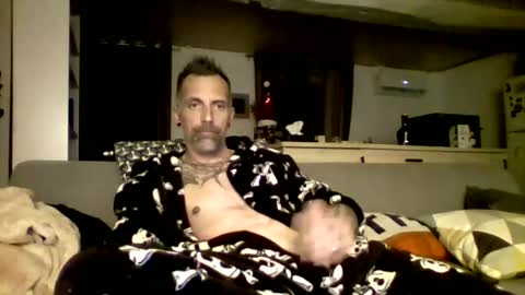 Num online show from December 27, 7:14 pm