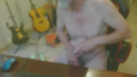 6stringer62 online show from November 28, 7:16 pm