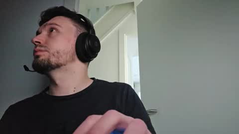 8inchdude93 online show from January 15, 11:14 am