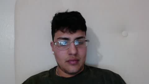 Snapshot of 99_butterfly_boy99 chatting on January 17, 3:12 am Butterfly boy online show from January 17, 3:12 am