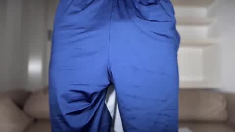 _aesthetic online show from September 22, 8:30 pm