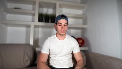 _aesthetic online show from September 29, 1:41 pm