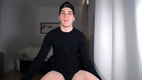 _aesthetic online show from March 31, 5:14 pm