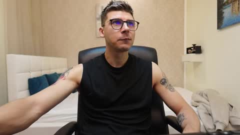 Alex online show from October 30, 3:41 am