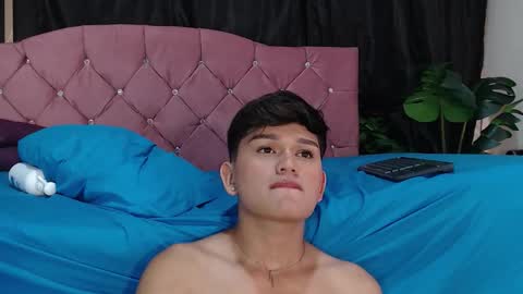 PATRICK AND LEO online show from September 28, 9:57 pm