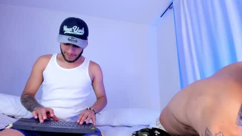 Snapshot of _kevin_xxx chatting on January 11, 8:54 am online show from January 11, 8:54 am