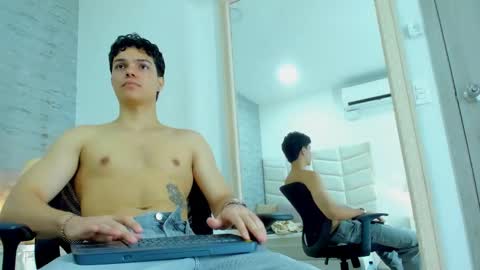 Noah Heyden online show from February 1, 2:34 pm