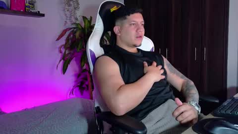 Roberto online show from January 10, 6:51 am