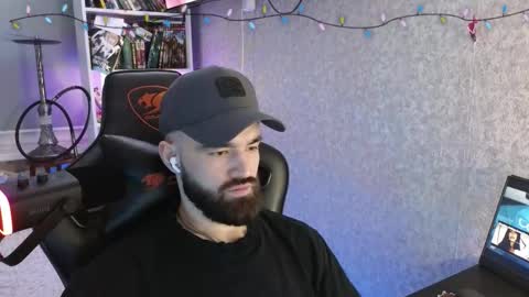 Ask me online show from February 5, 6:37 pm