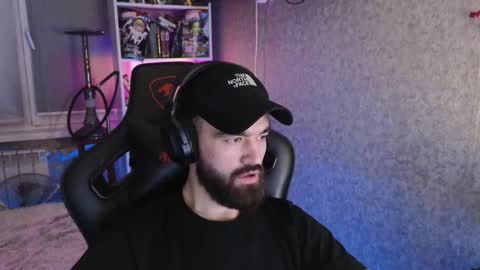 Ask me online show from December 4, 5:53 pm