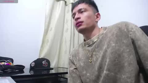 Snapshot of _sexy_jack chatting on January 19, 4:54 am Juan Pablo-independent model online show from January 19, 4:54 am