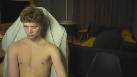 OLIVERERENMARCUSpvt is open online show from November 21, 12:15 pm