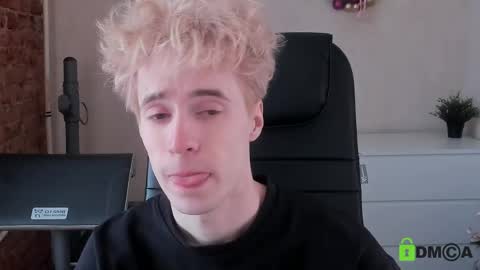 _tokyo_ghoul online show from April 24, 10:06 am