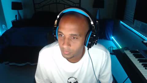 Snapshot of a4orce chatting on October 6, 3:11 am a4orce online show from October 6, 3:11 am