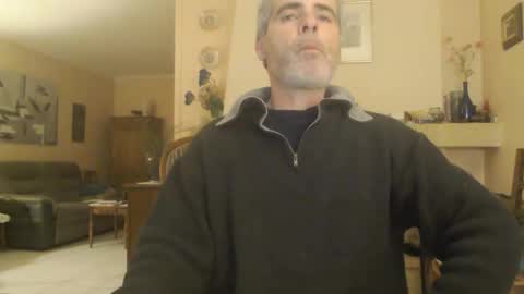 Aalex1717 online show from November 4, 5:30 am