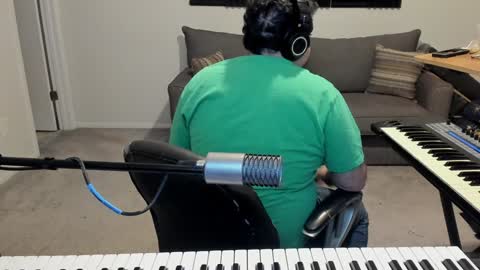 Snapshot of aaroleplayer chatting on December 25, 1:31 am Aaron online show from December 25, 1:31 am
