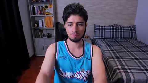 Aaron online show from November 28, 9:27 pm