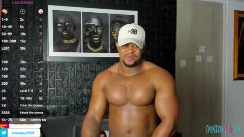 Snapshot of aaron_st chatting on October 7, 9:52 pm Aaron online show from October 7, 9:52 pm
