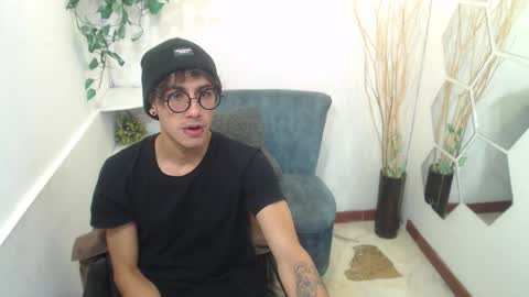 Aaron online show from February 9, 11:59 am