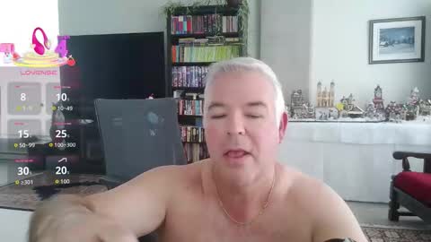 Jason online show from December 1, 4:54 pm