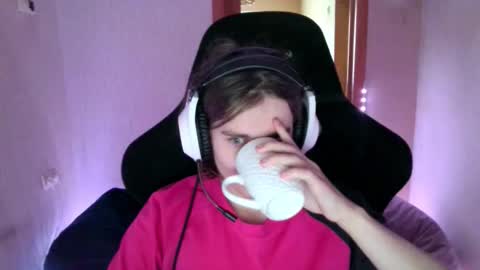 abbysal_blade online show from November 7, 6:06 am