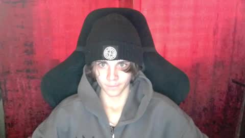 Snapshot of abbysal_blade chatting on December 17, 7:29 am abbysal_blade online show from December 17, 7:29 am