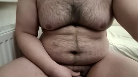 aboycumm online show from January 12, 7:40 pm