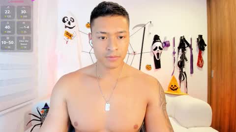Snapshot of abu_dhabi_21 chatting on October 19, 11:30 pm Will online show from October 19, 11:30 pm