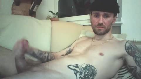 achix2704 online show from March 2, 7:54 pm