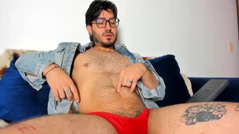 Snapshot of ackerman_eren_ chatting on December 20, 10:05 am R. online show from December 20, 10:05 am