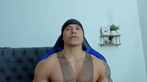 adam boss online show from December 15, 8:33 am