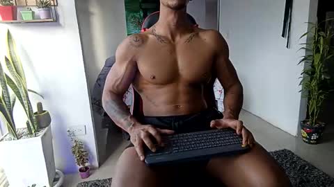 Adam Valencia online show from November 26, 9:18 pm