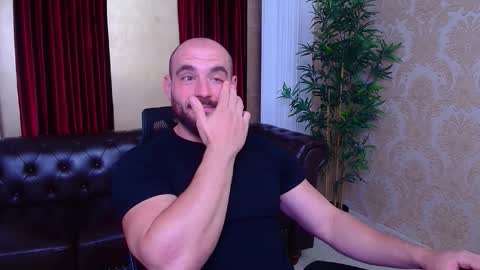 Snapshot of adamjameson chatting on September 22, 5:18 am AdamJameson online show from September 22, 5:18 am