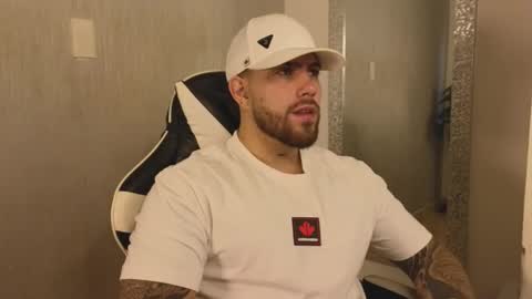 Ades online show from November 6, 12:08 pm